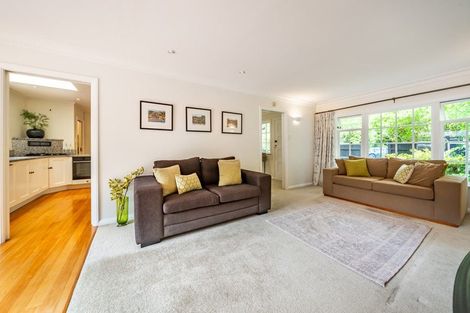 Photo of property in 88 Pinehaven Road, Pinehaven, Upper Hutt, 5019