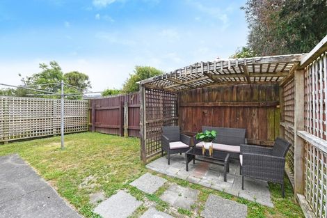 Photo of property in 2/12 Hildreth Street, Trentham, Upper Hutt, 5018