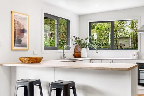 Photo of property in 25 Main Street, Hospital Hill, Napier, 4110