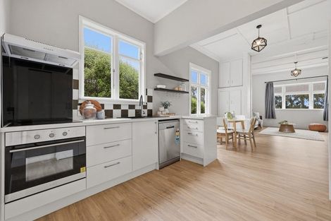 Photo of property in 38 Bernard Street, Kenmure, Dunedin, 9011