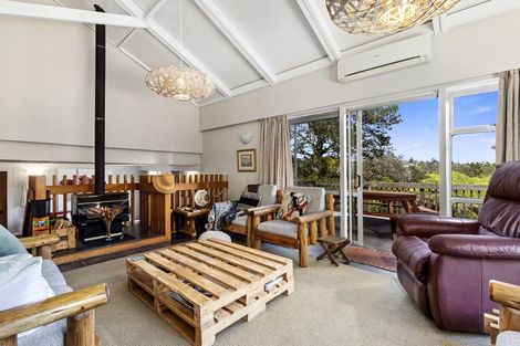 Photo of property in 36 Coroglen Avenue, Birkenhead, Auckland, 0626