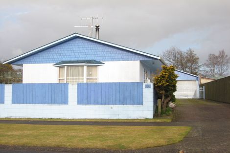 Photo of property in 106 Te Rangitautahanga Road, Turangi, 3334