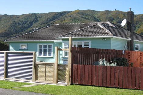 Photo of property in 1 Dover Road, Wainuiomata, Lower Hutt, 5014