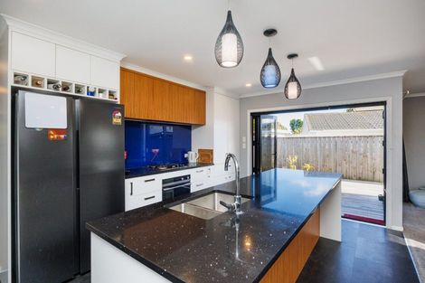 Photo of property in 9a Belvedere Crescent, Takaro, Palmerston North, 4412