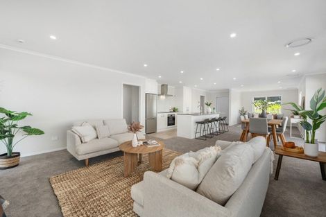 Photo of property in 30 Henderson Street, Kimbolton, 4774