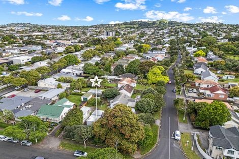 Photo of property in 78 Grey Street, Onehunga, Auckland, 1061