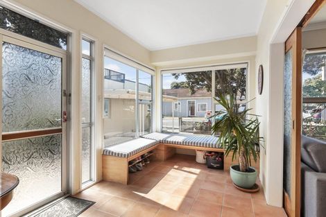 Photo of property in 38 Rex Street, Miramar, Wellington, 6022