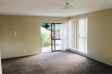Photo of property in 13 Caringbah Drive, Papatoetoe, Auckland, 2025