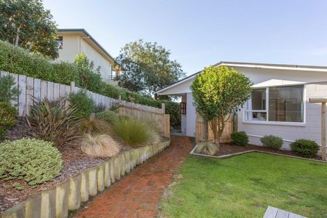 Photo of property in 2/54 Belleview Terrace, Mount Pleasant, Christchurch, 8081