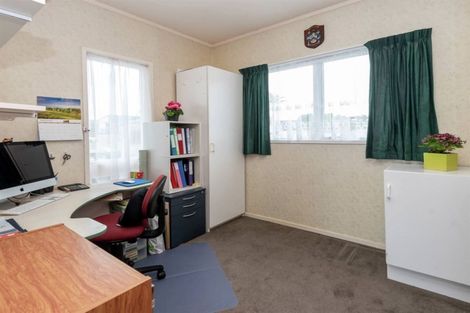 Photo of property in 99 Waller Avenue, Bucklands Beach, Auckland, 2012