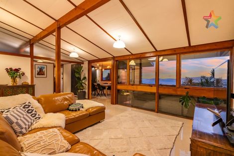 Photo of property in 117 Dowse Drive, Maungaraki, Lower Hutt, 5010