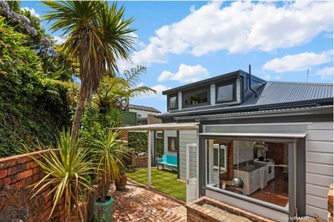 Photo of property in 62 Roseneath Terrace, Roseneath, Wellington, 6011