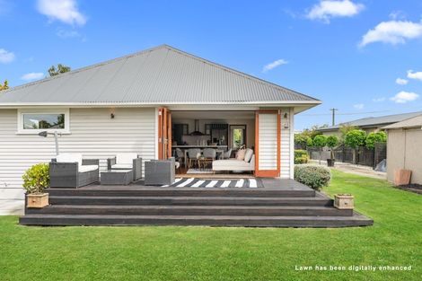 Photo of property in 37 Bourne Crescent, Papanui, Christchurch, 8053