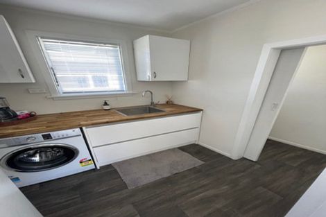 Photo of property in 36 Tabart Street, Woolston, Christchurch, 8023