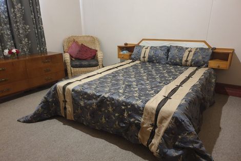 Photo of property in 5 Parsonage Road, Waimate, 7924