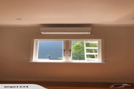 Photo of property in 1/30a Old Lake Road, Narrow Neck, Auckland, 0624