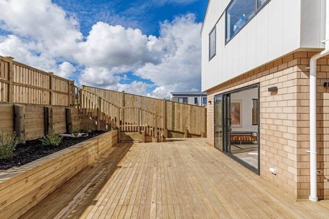 Photo of property in 41 Sunnyheights Road, Orewa, 0931