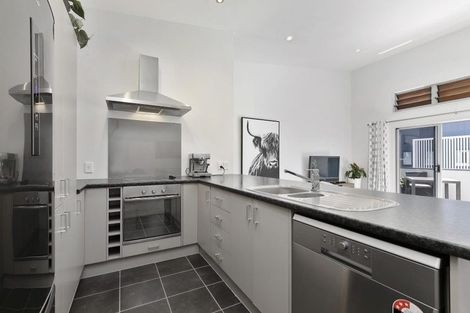 Photo of property in 40c Miro Street, Mount Maunganui, 3116