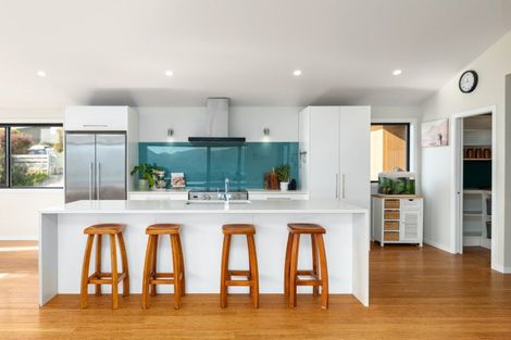 Photo of property in 16 Doris Faigan Lane, Charteris Bay, Lyttelton, 8971