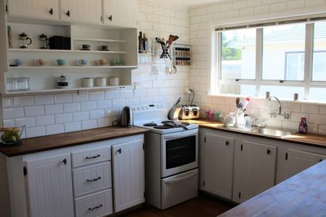 Photo of property in 349 High Street, Dannevirke, 4930