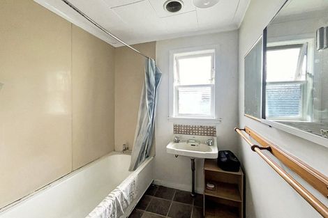 Photo of property in 55 Birmingham Street, Takaro, Palmerston North, 4412