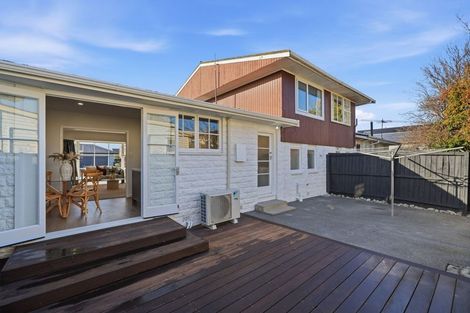 Photo of property in 37 Allard Street, Edgeware, Christchurch, 8013