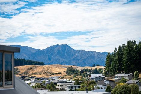 Photo of property in 8/43 Plantation Road, Wanaka, 9305