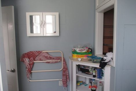 Photo of property in 74 Kilbirnie Crescent, Kilbirnie, Wellington, 6022