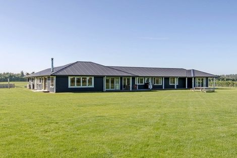 Photo of property in 1/616 Halkett Road, West Melton, Christchurch, 7671