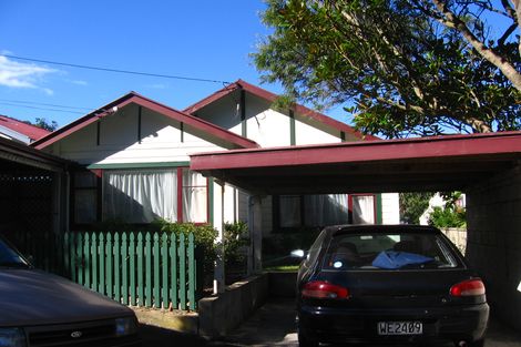 Photo of property in 171 Sutherland Road, Lyall Bay, Wellington, 6022