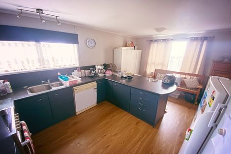 Photo of property in 18 Tilbrook Place, Papakura, 2110