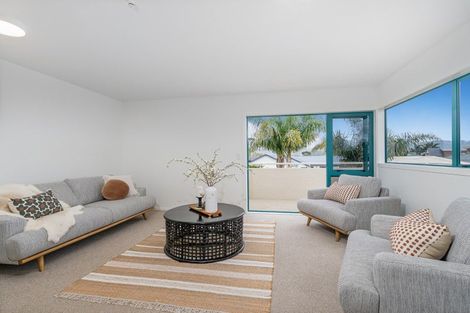 Photo of property in 10 Protea Crescent, Whitianga, 3510