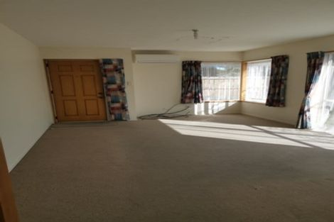 Photo of property in 100 Tilford Street, Woolston, Christchurch, 8062