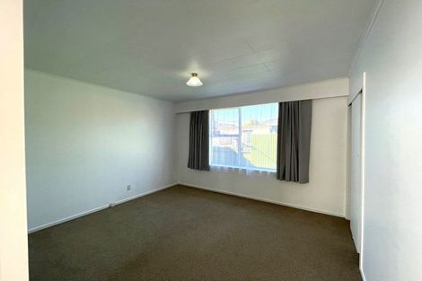 Photo of property in 2/154 Carrington Street, Lower Vogeltown, New Plymouth, 4310