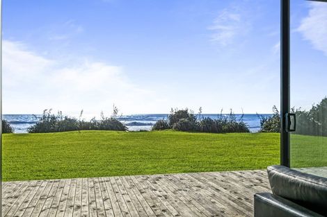 Photo of property in 317 Porikapa Road, Warea, New Plymouth, 4381