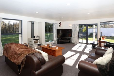 Photo of property in 56 Weston Road, Waiareka Junction, Oamaru, 9401