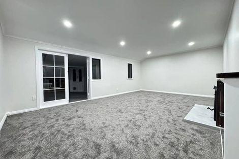 Photo of property in 78 Mcrobbie Road, Kingseat, Papakura, 2580