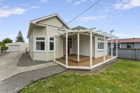 Photo of property in 68 East Street, Feilding, 4702