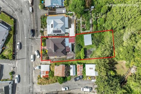 Photo of property in 29 Voelas Road, Lyttelton, 8082