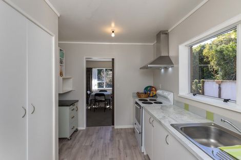 Photo of property in 70a Rimu Street, Waikanae, 5036