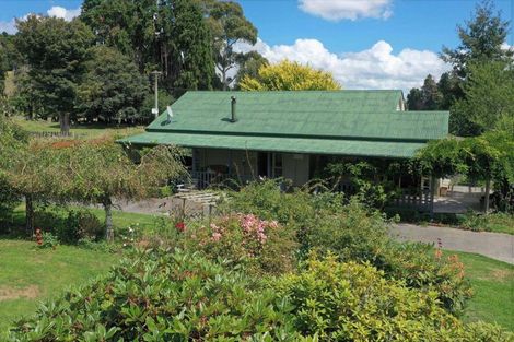 Photo of property in 2337 Rangiwahia Road, Rangiwahia, Kimbolton, 4774