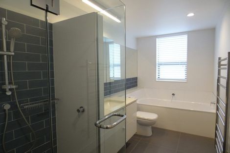 Photo of property in 242 Hobsonville Point Road, Hobsonville, Auckland, 0616