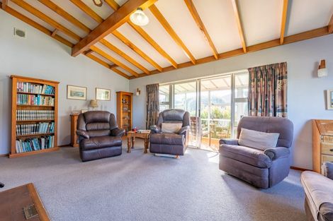 Photo of property in 10 Gorge Road, Waimate, 7924