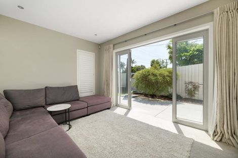 Photo of property in 215a Oceanbeach Road, Mount Maunganui, 3116