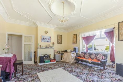 Photo of property in 41 Derwent Street, Island Bay, Wellington, 6023