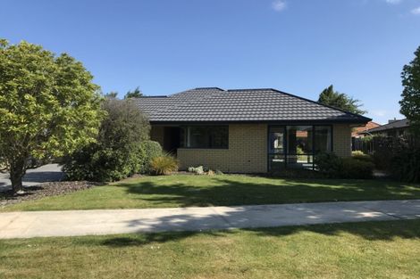 Photo of property in 8 Richard Seddon Drive, Northwood, Christchurch, 8051