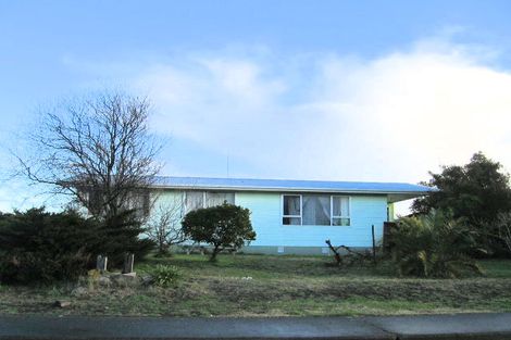 Photo of property in 5 Cortes Crescent, Flaxmere, Hastings, 4120