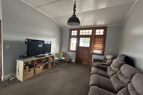 Photo of property in 43 Rifle Range Road, Dinsdale, Hamilton, 3204