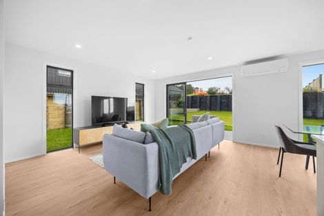 Photo of property in 2 Arohanui Road, Karaka, 2124