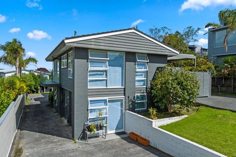 Photo of property in 1/64 Seaview Road, Castor Bay, Auckland, 0620